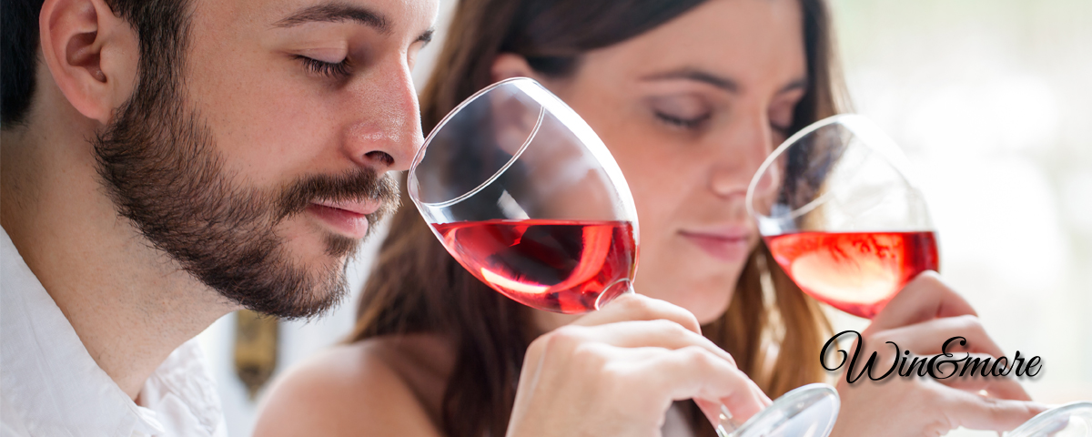 Come si assaggia un vino: le 3 fasi della degustazione